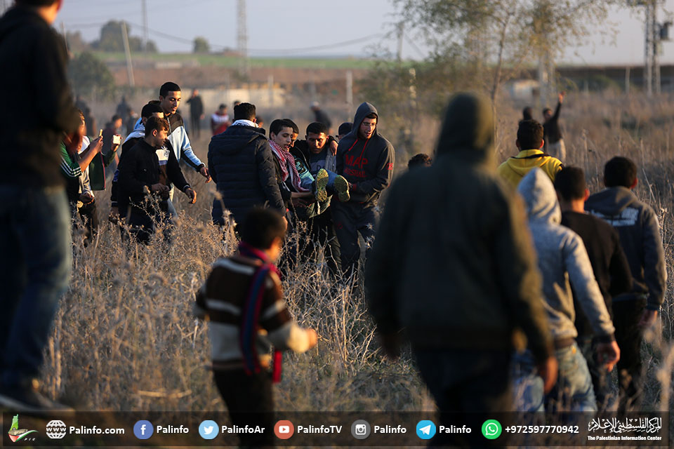 غزہ میں ’یوم الغضب‘ کے موقع پر فلسطینیوں اوراسرائیلی فوج میں تصادم