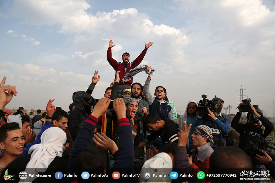 غزہ میں فلسطینی مظاہرین اور اسرائیلی فوج میں تصادم