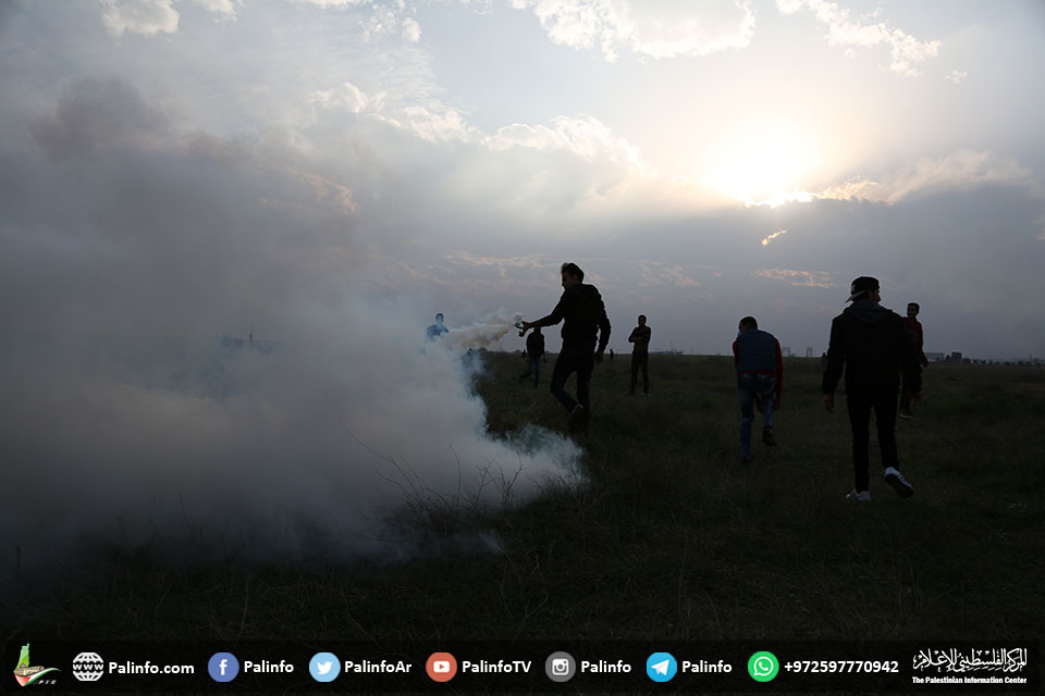 غزہ میں فلسطینی مظاہرین اور اسرائیلی فوج میں تصادم