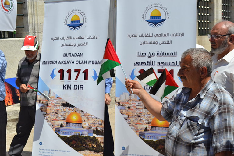 استنبول میں القدس سے یکجہتی مظاہرے کی جھلکیاں