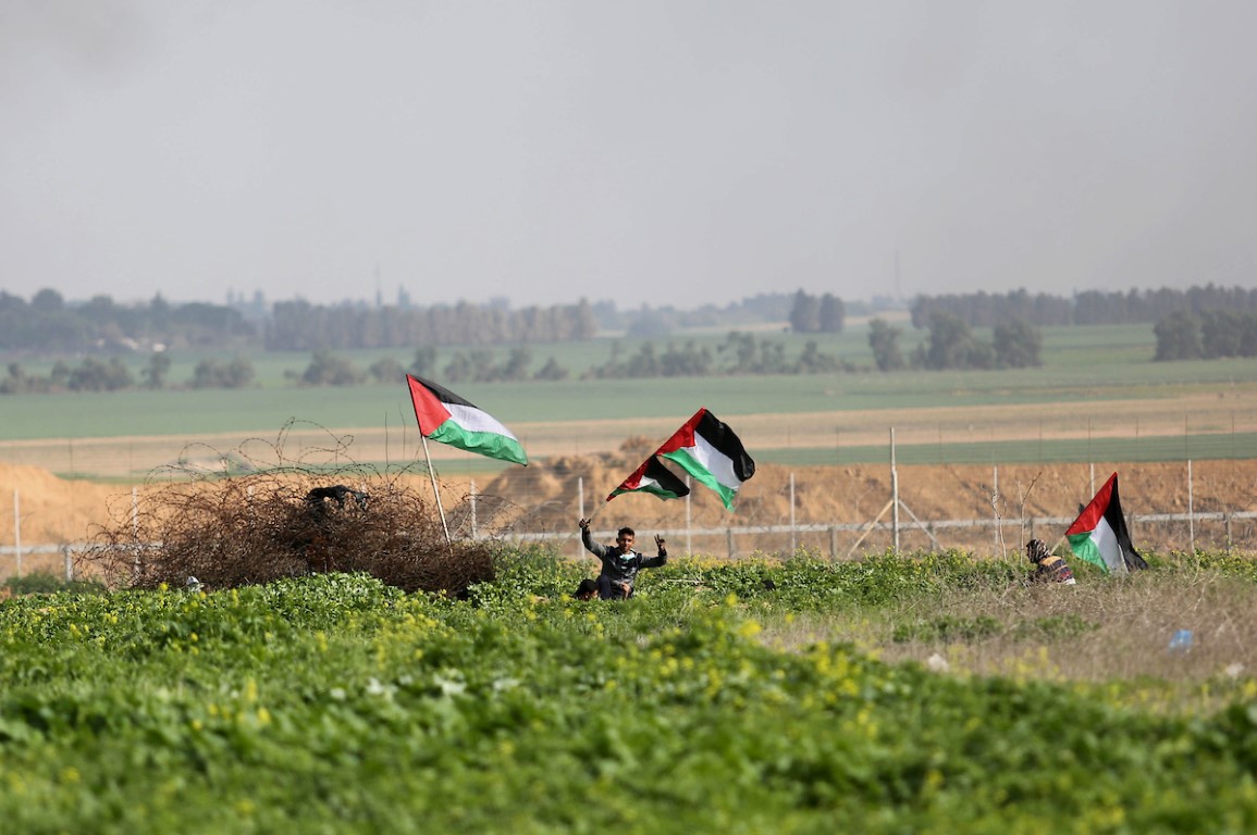 مشرقی غزہ میں اسرائیلی فوج اور فلسطینیوں کے درمیان جھڑپیں