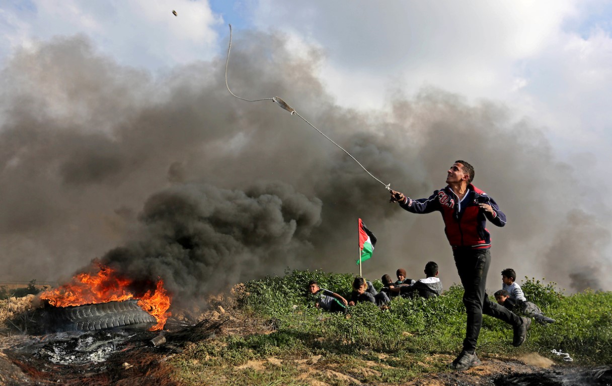 مشرقی غزہ میں اسرائیلی فوج اور فلسطینیوں کے درمیان جھڑپیں