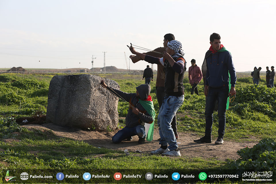 غزہ میں اسرائیلی فوج اور فلسطینیوں میں جھڑپیں