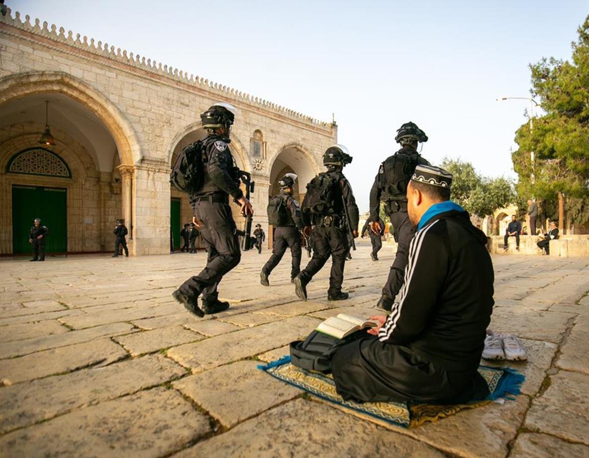 مسجد اقصیٰ میں تصادم کے مناظر