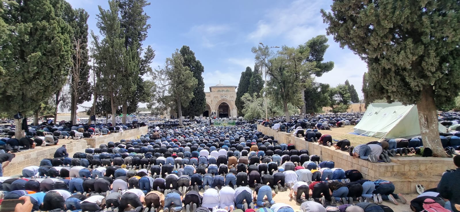 مسجد اقصیٰ میں رمضان المبارک کے تیسرے جمعہ کی نماز کےمناظر