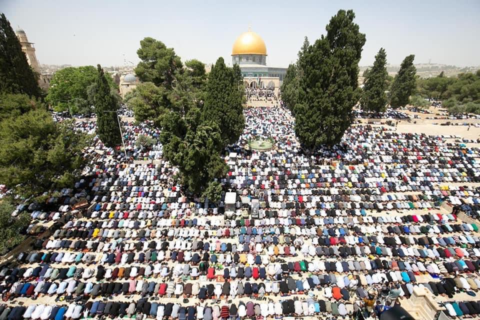 مسجد اقصی میں جمعۃ الوداع کے مناظر